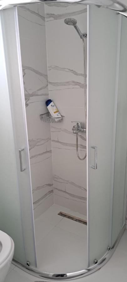 Apartment Alex Sarandë 外观 照片