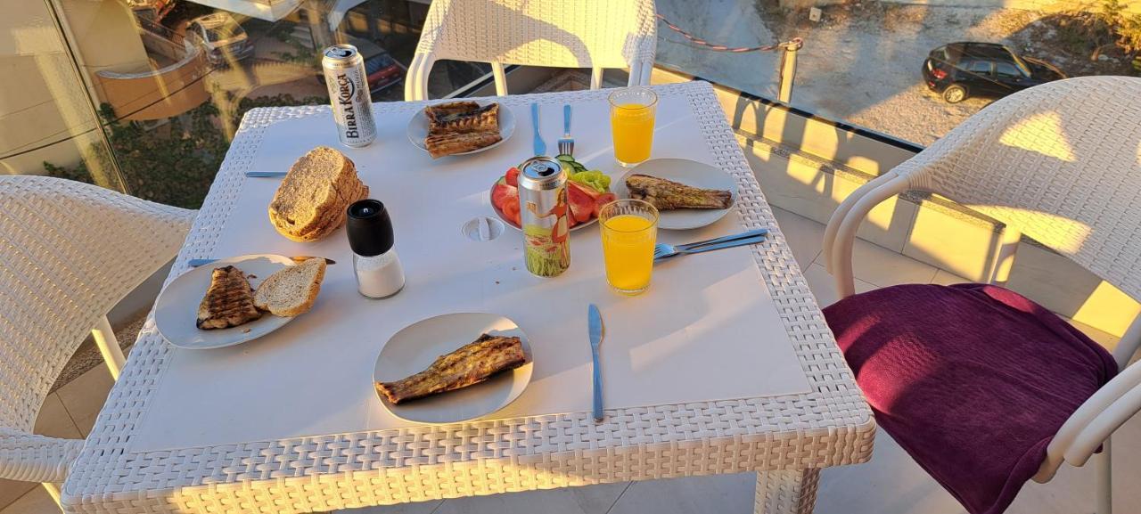 Apartment Alex Sarandë 外观 照片
